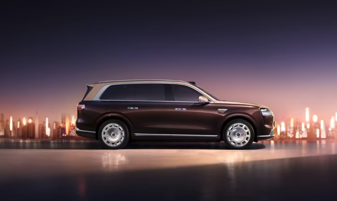 全新一代问界M9官图发布 何刚剧透6激光雷达+全主动智能底盘黑科技